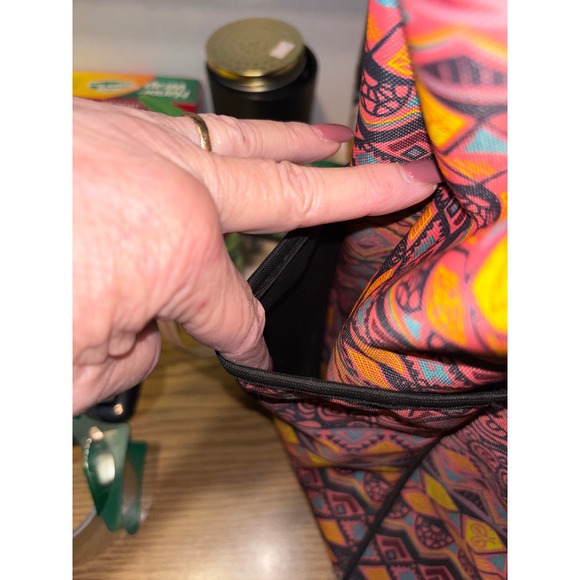 Traveland Carry on  Geometric Print Travel Bag /School Bookbag - Picture 5 of 16